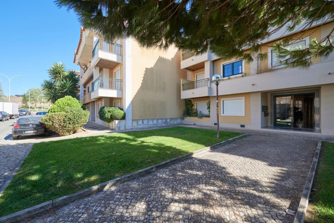 Apartamento Junto Nova&Praia Carcavelos II מראה חיצוני תמונה